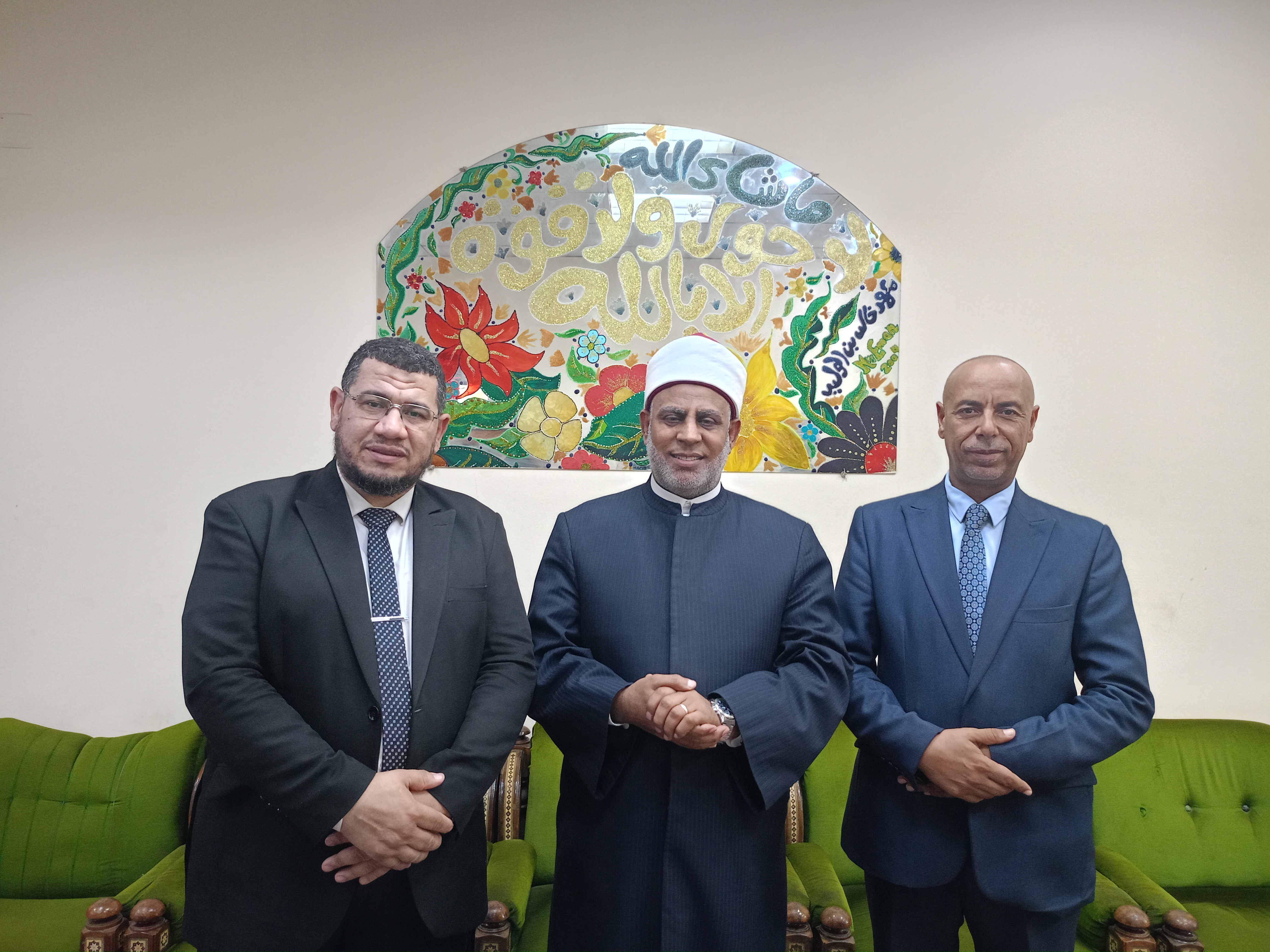 رئيس الإدارة المركزية لشئون التعليم بقطاع المعاهد الأزهرية  يستقبل وفد مستر ماس 